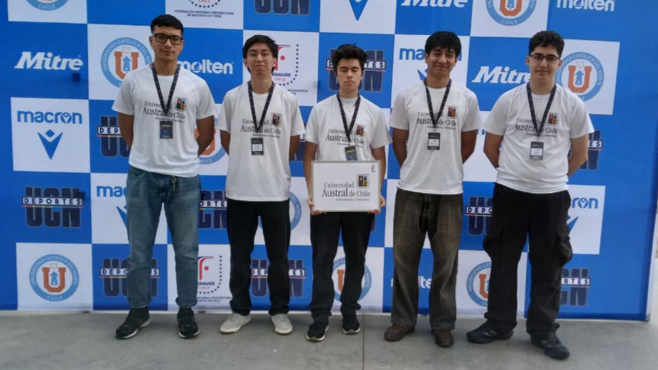 Sebastián Alvarado representa a Enroque Osornino en el Nacional Universitario FENAUDE 2026